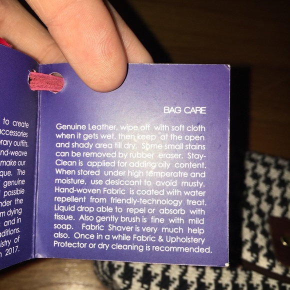 Handcrafted Wristlet - Picture 8 of 8